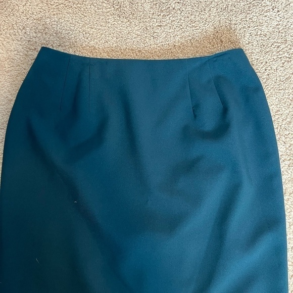 LARRY Levine Women’s Turquoise Skirt Size 10 - Picture 2 of 9